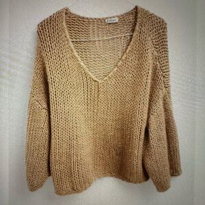 Women's Brown Chunky Knit V-Neck Sweater | fobya